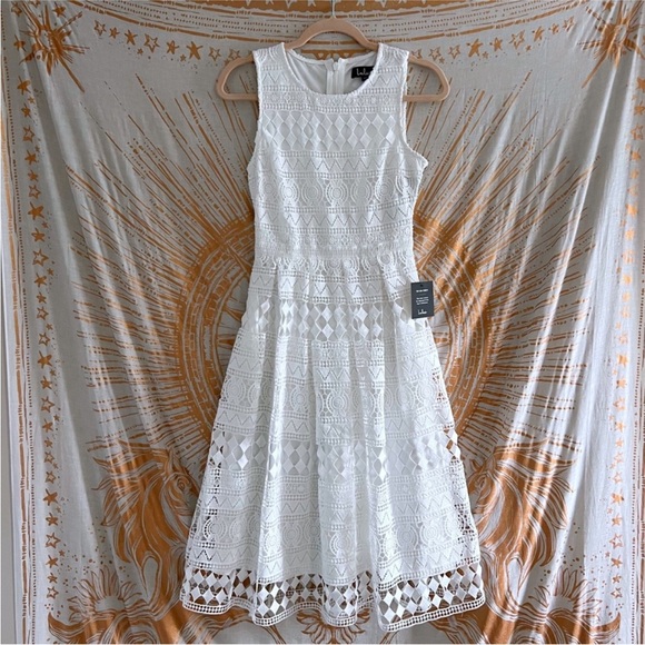 Lulu’s Madly in Love White Lace Midi Dress Size XS - Picture 9 of 14